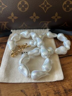 Mayamar Luxurious Classic Baroque Pearl Necklace - White